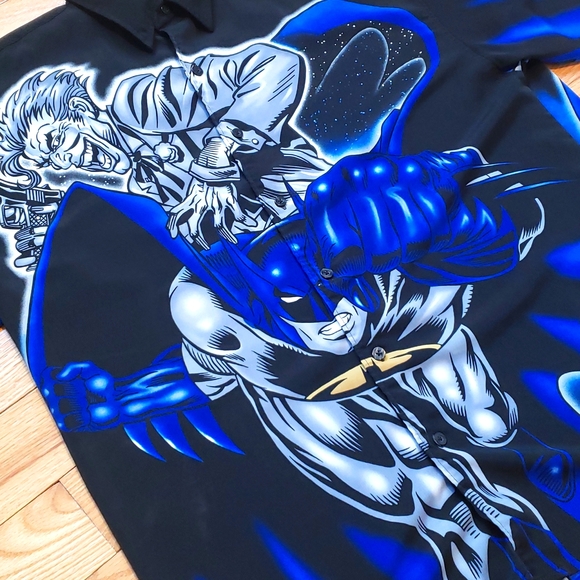 Y2K DC Comics 2001 Batman Shirt - Picture 2 of 10